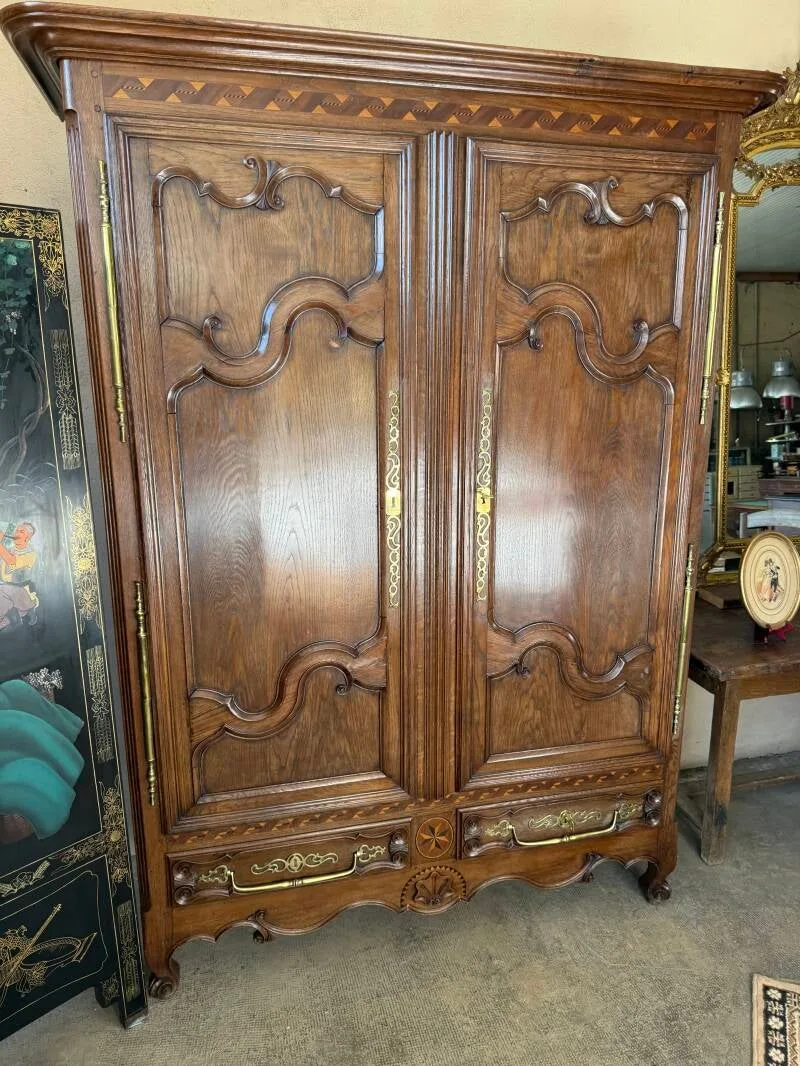 Armoire de mariage lorraine en chêne massif – XIXe siècle, photo 1 sur 15