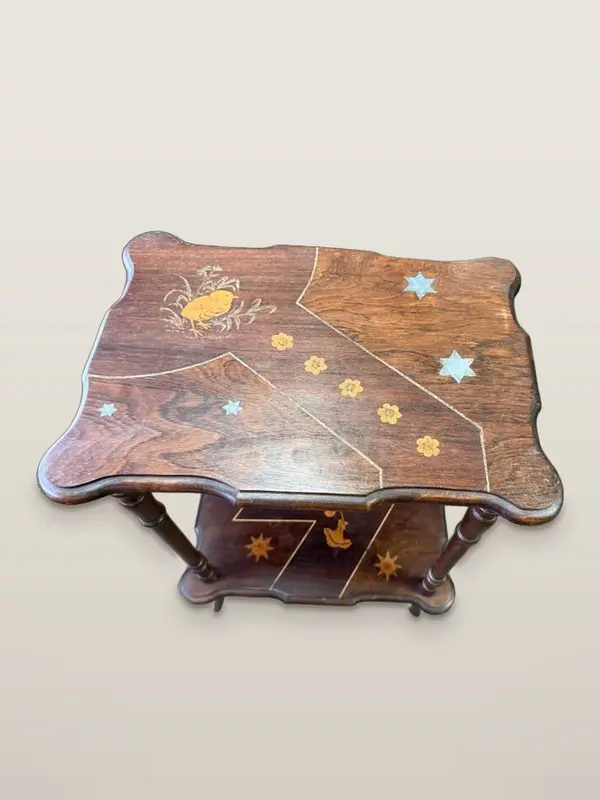 Table à thé marquetée à deux plateaux – Style Napoléon III – vers 1880