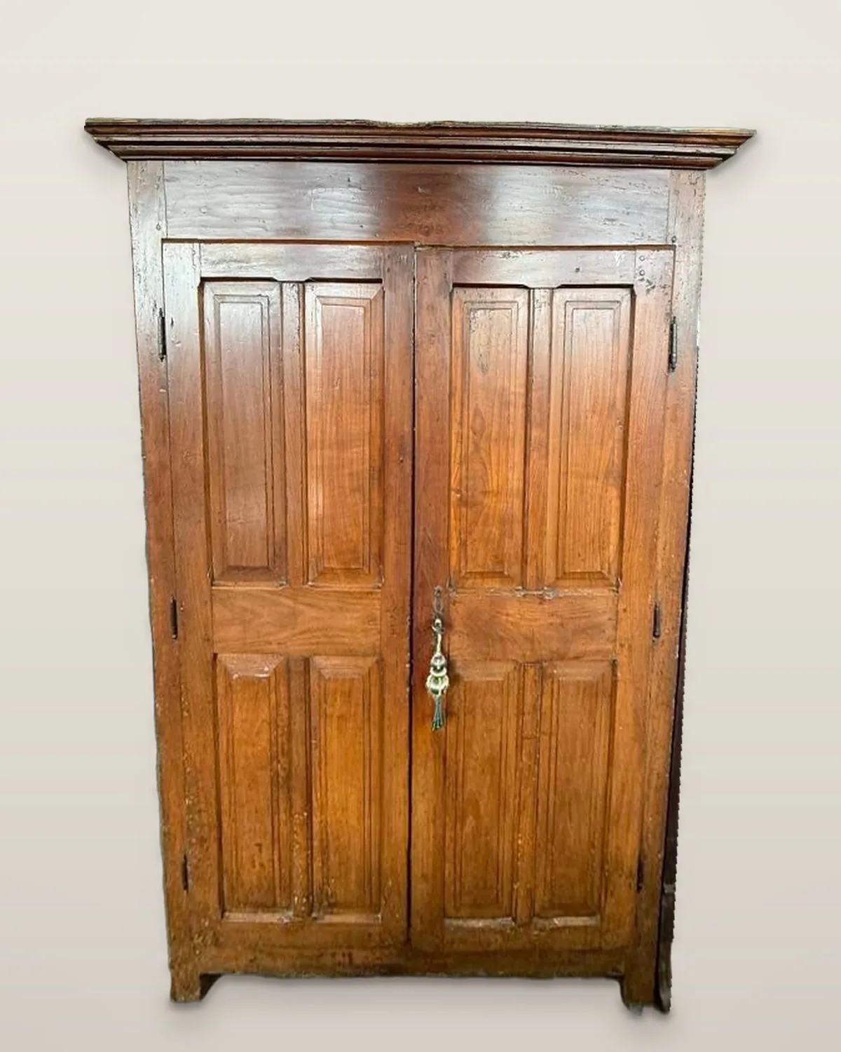 Armoire Louis XIII – Époque XVIIᵉ siècle – Bois de cerisier, photo 1 sur 9